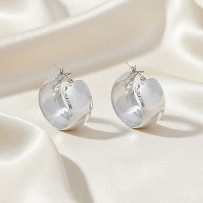 Aros "Chunky Silver" – Pendientes Anchos en Plata de Ley con Cierre Italiano (35 mm)