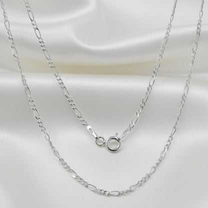 Cadena "Eternal Link" – Eslabón Figaro 1.5mm en Plata de Ley (50 cm)