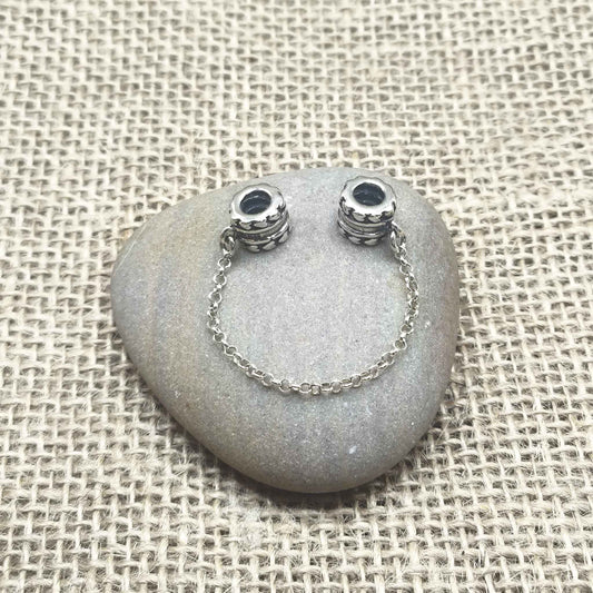 Cadena de Seguridad "Vínculo de Protección" en Plata de Ley 925 - Compatible con Pulseras Tipo Pandora - Amuleto de Resguardo y Lealtad