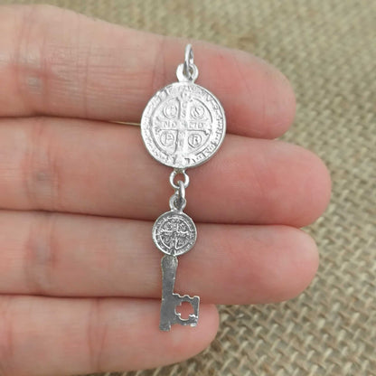 Colgante "Llave Maestra de la Fe" en Plata de Ley - El Poder Dual de San Benito
