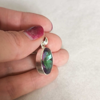 Colgante Cuarzo Aura Titanio Plata de Ley 925 - Alta Vibración y Limpieza del Aura