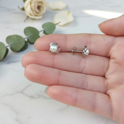 Pendientes de Perla Blanca y Circonitas en Plata de Ley 925