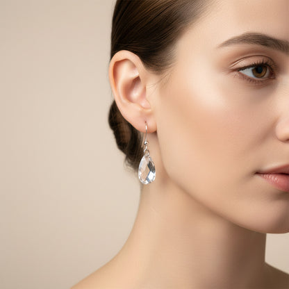 Pendientes de Lágrima en Plata de Ley 925 y Cristal Facetado - Regalo Elegante para Mujer