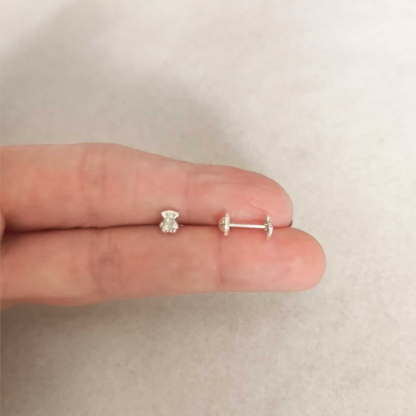 Pendientes Osito Bebé/Niña en Plata de Ley 925 con Cierre a Rosca de Seguridad