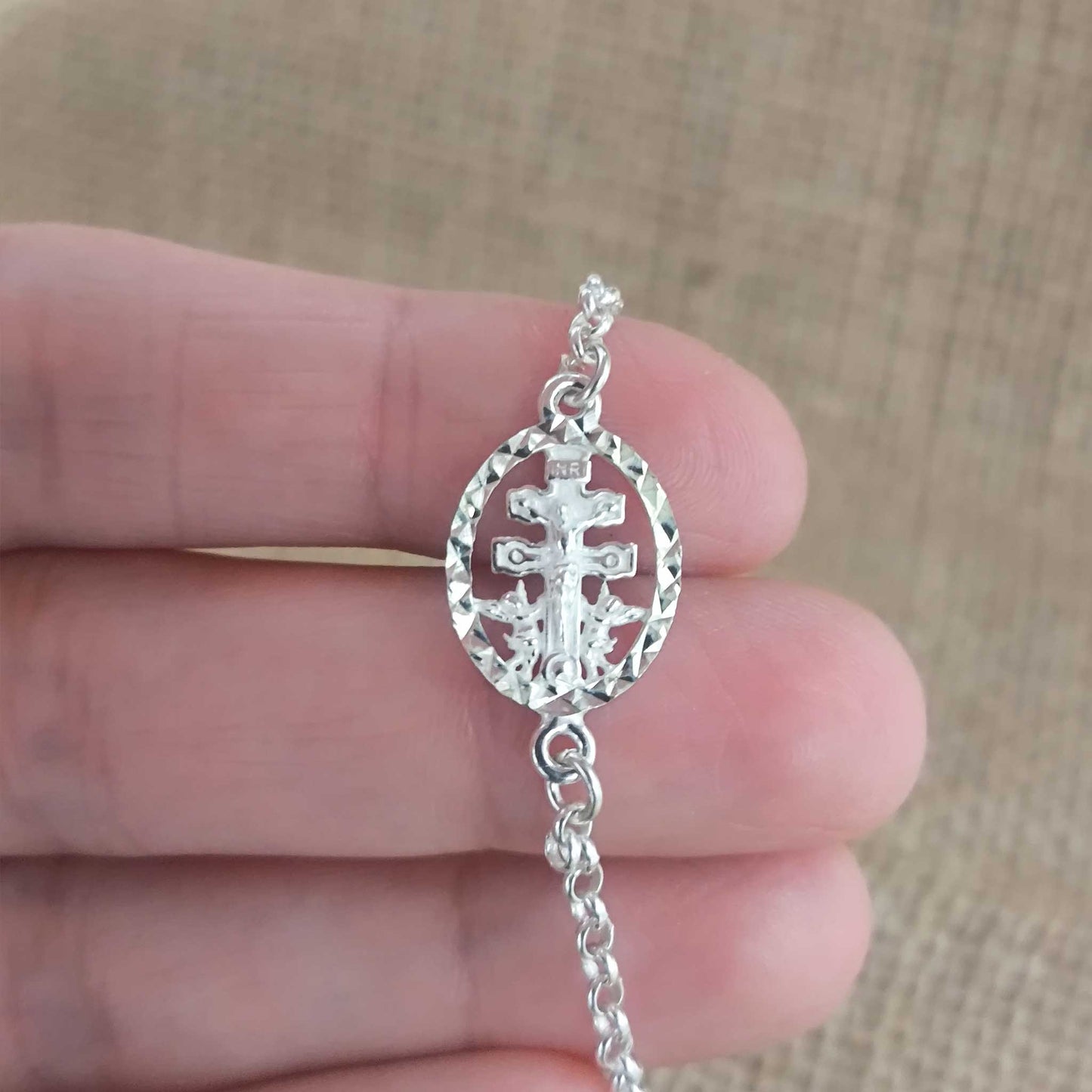 Pulsera Cruz de Caravaca con Cerco Tallado Plata de Ley 925