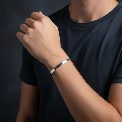 Brazalete Rígido de Acero Inoxidable con Acabado de Rodio - Regalo Minimalista para Hombre
