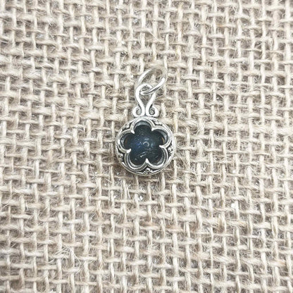 Colgante Gotland (Plata de Ley 925) con Labradorita - Escudo Místico, Despertar de la Intuición y Transformación Energética