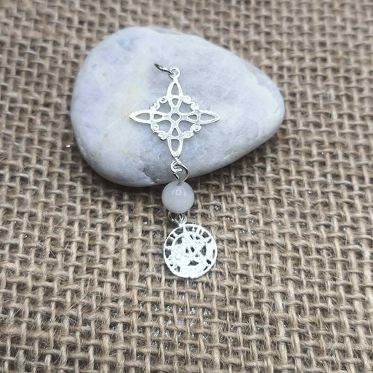 Colgante Triple Protección Femenina (Plata de Ley) - Nudo de Bruja, Tetragramatón y Piedra de Luna