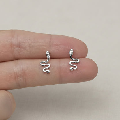 Pendientes de Serpiente Cobra en Plata de Ley 925 - Amuleto de Transmutación y Regalo de Protección Mística
