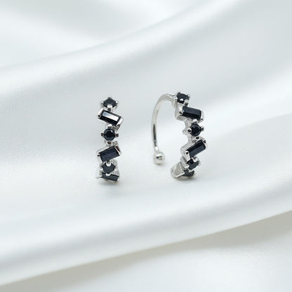 Pendientes de Cartílago de Plata de Ley 925 Rodiada con Circonitas Negras - Joyería de Estilo Místico y Regalo Elegante